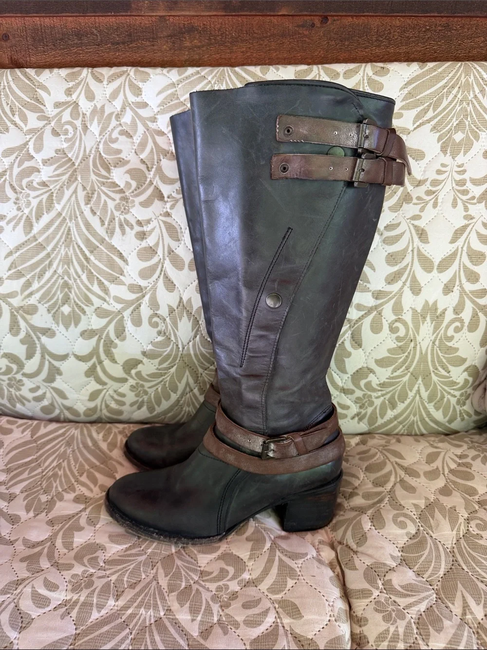 Free bird by Steven “Clive” Size 10